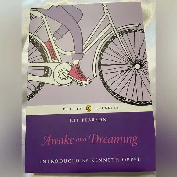 BOOKS: Puffin Classic Box Set - Picture 5 of 10